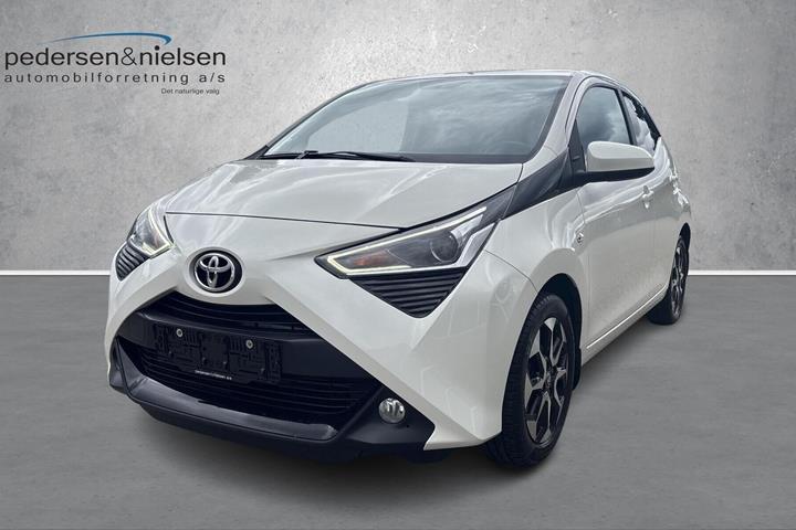 Hvid Toyota Aygo fra 2020