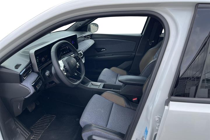 Hvid Renault R5 fra 2025