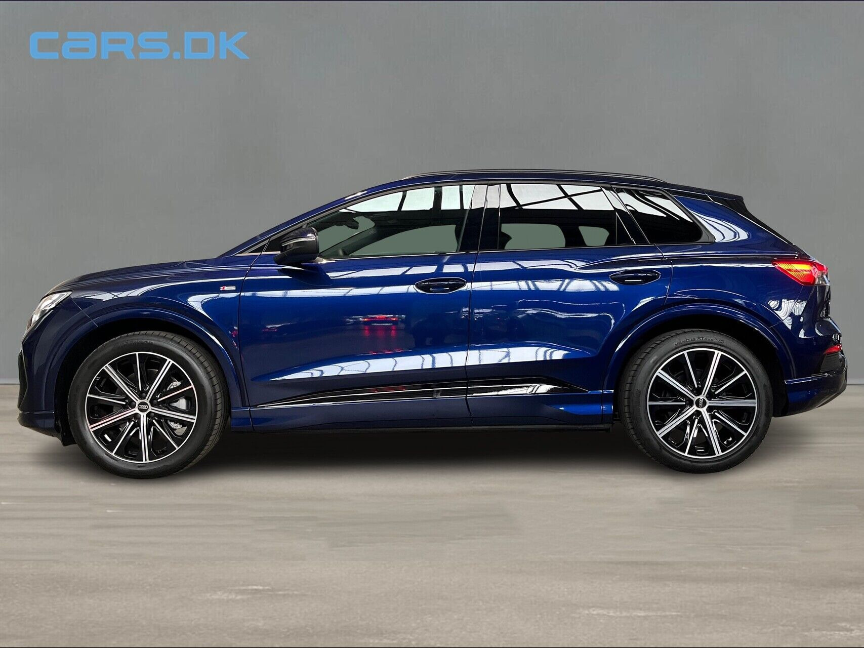 Blå Audi Q4 fra 2026