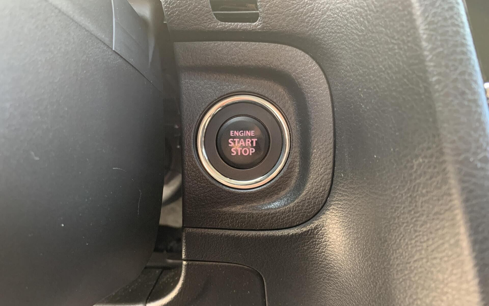 Hvid Suzuki Vitara fra 2021