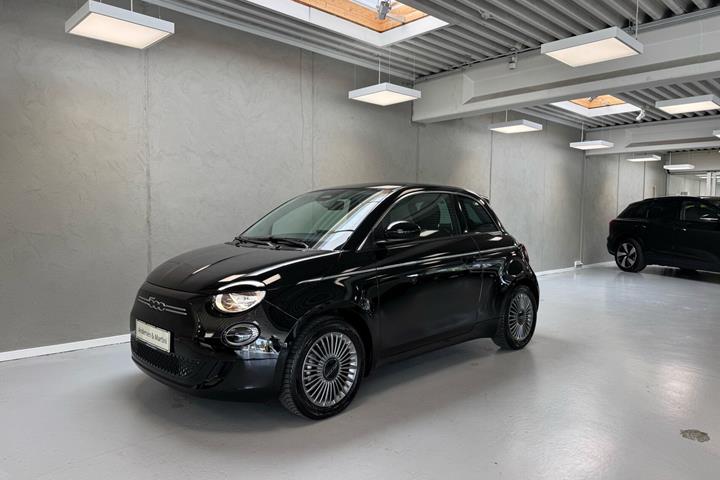 Sort Fiat 500e fra 2023