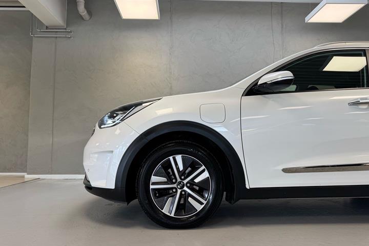 Hvid Kia Niro fra 2018