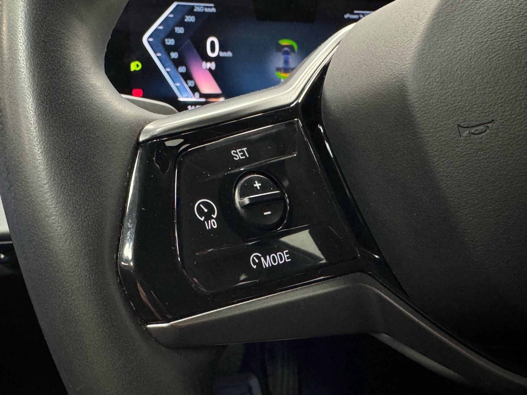 Sort BMW i5 fra 2024