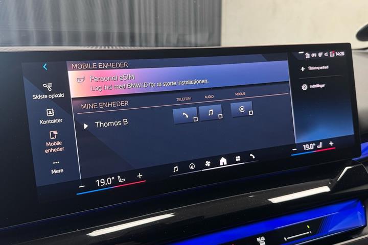 Sort BMW i5 fra 2024