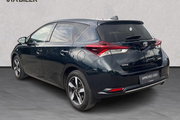 undefined Toyota Auris fra 2016