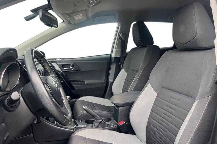 undefined Toyota Auris fra 2016