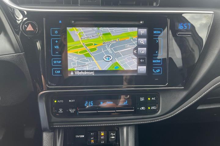 undefined Toyota Auris fra 2016