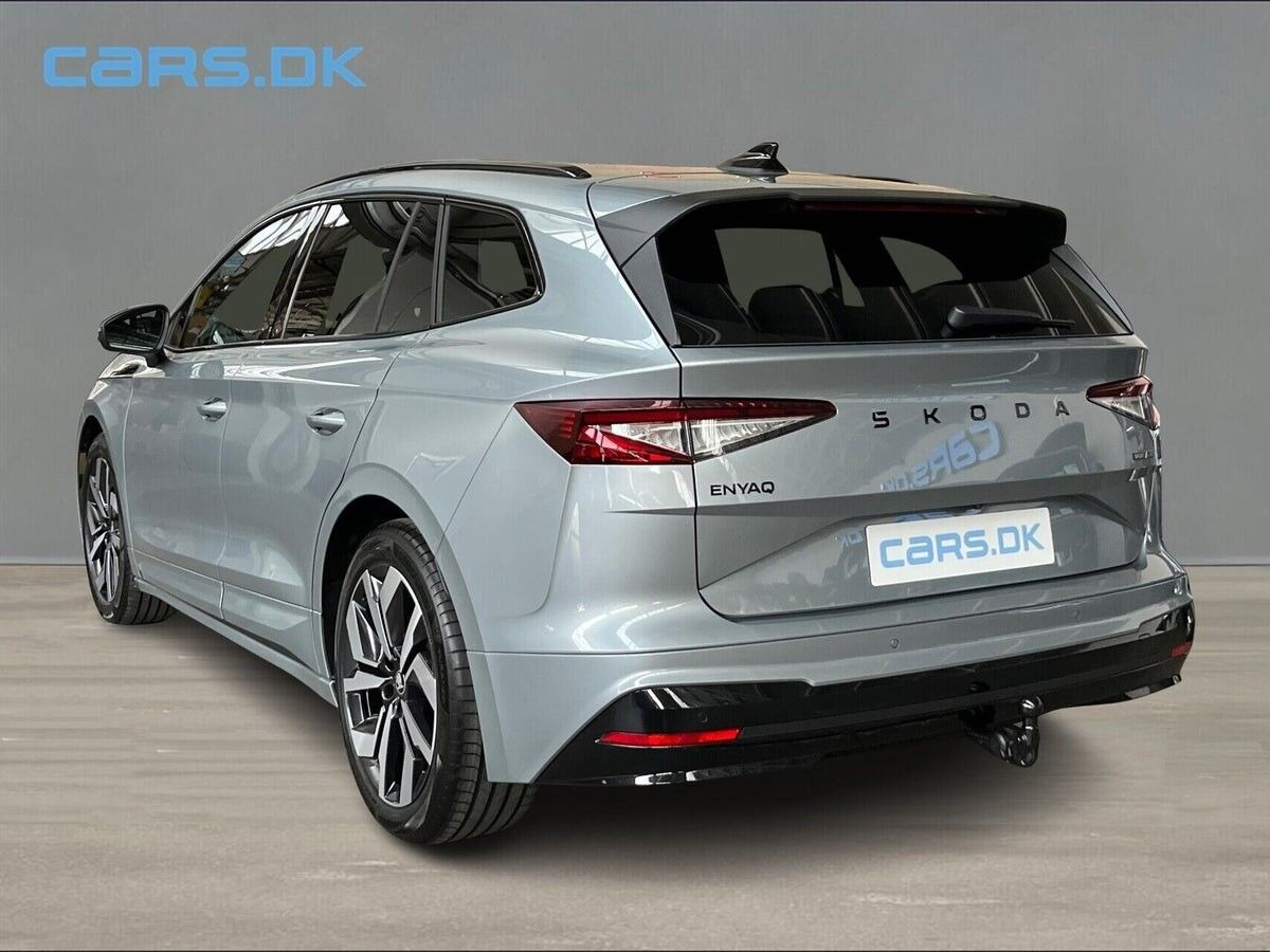 Sølv Skoda Enyaq fra 2026
