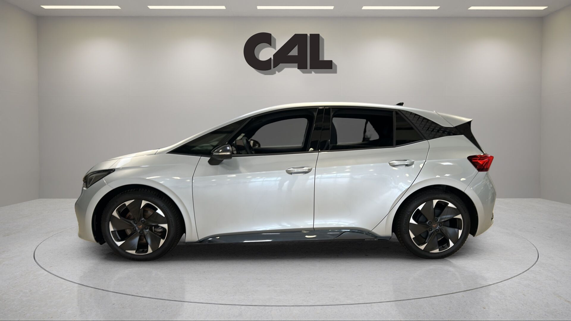 Sølv Cupra Born fra 2025