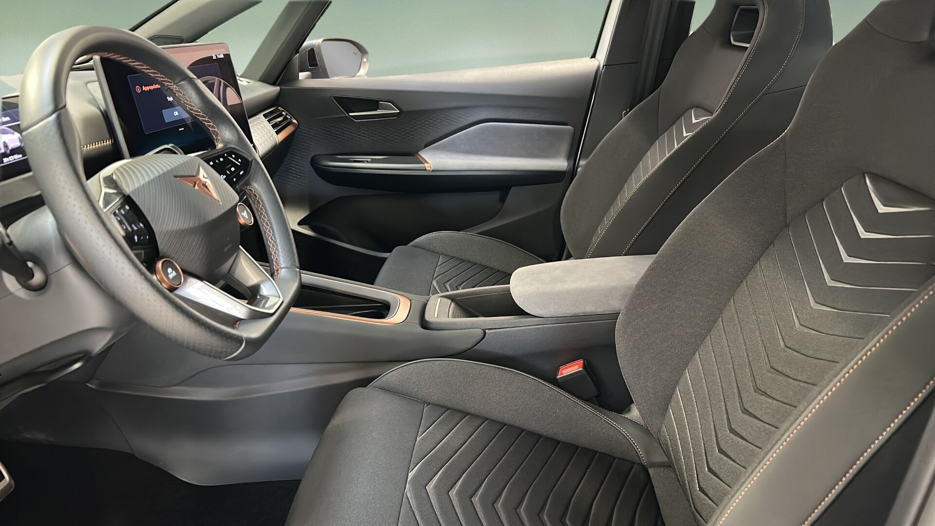 Sølv Cupra Born fra 2025