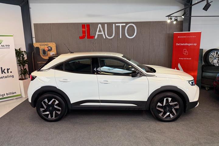 Hvid Opel Mokka-e fra 2024