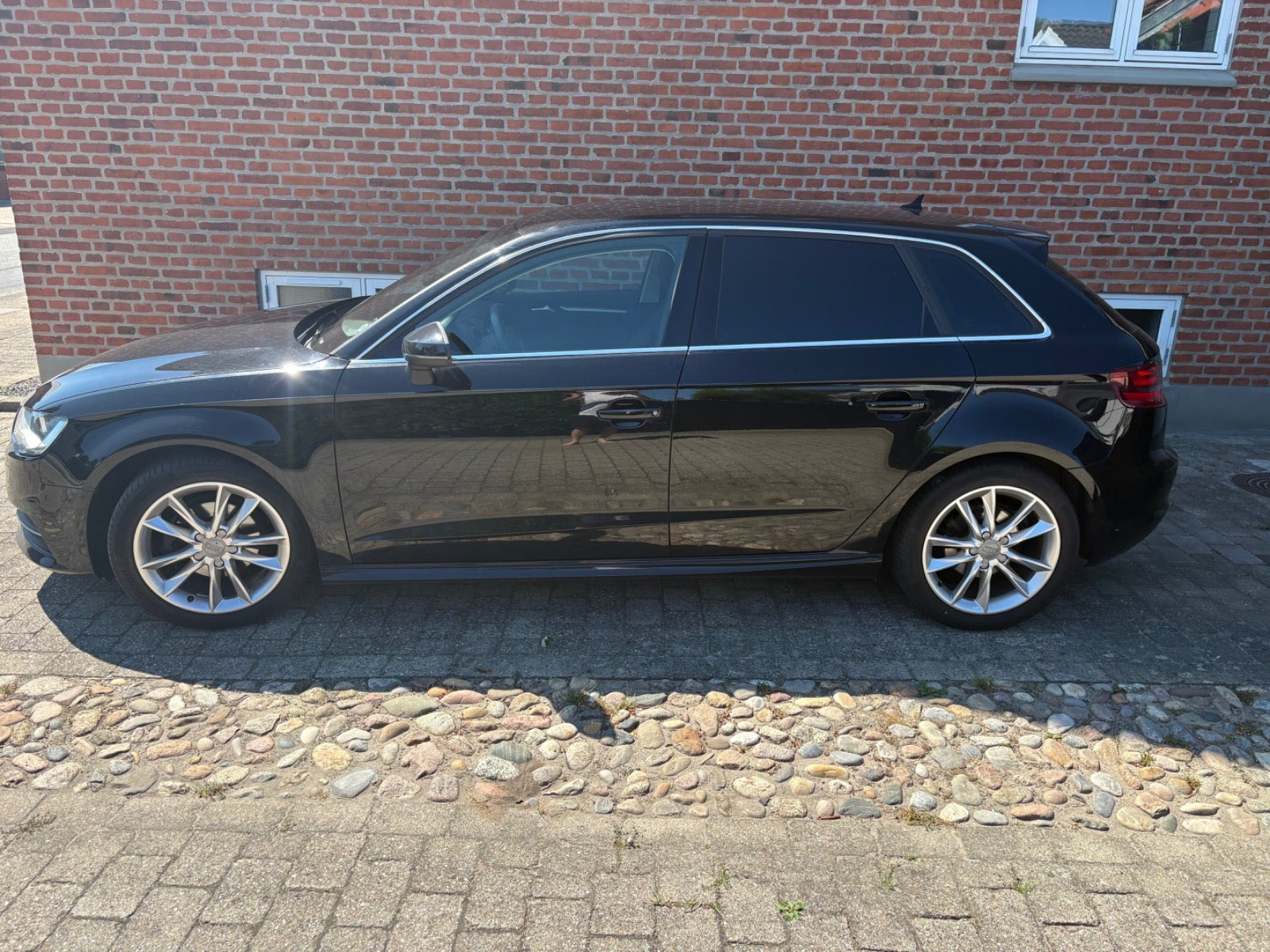 Sort Audi A3 fra 2016