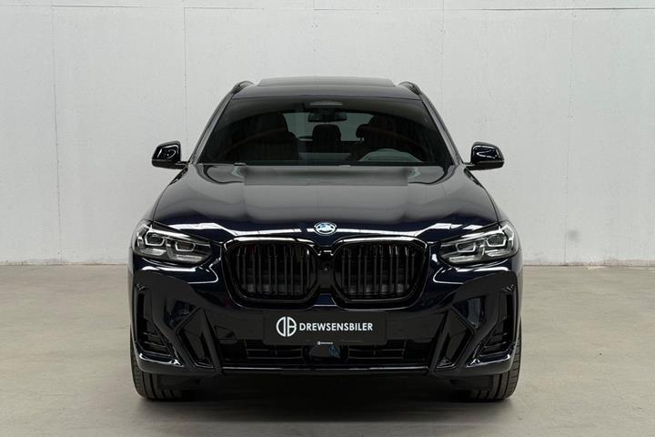 Sort BMW iX3 fra 2022