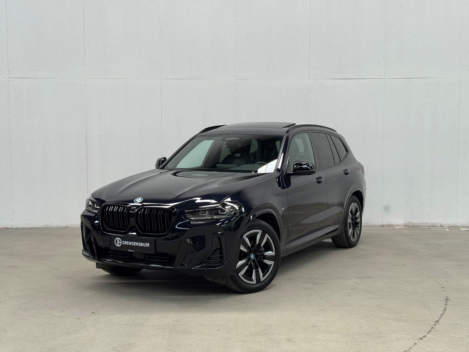 BMW iX3 Charged M-Sport