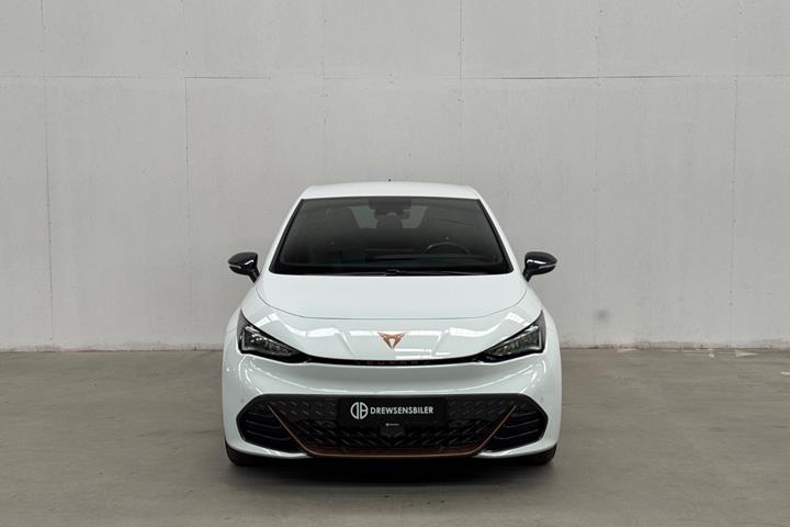 Hvid Cupra Born fra 2024