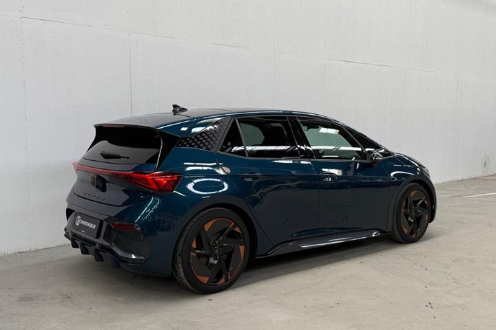 Gul Cupra Born fra 2022