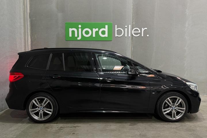undefined BMW 218d fra 2017