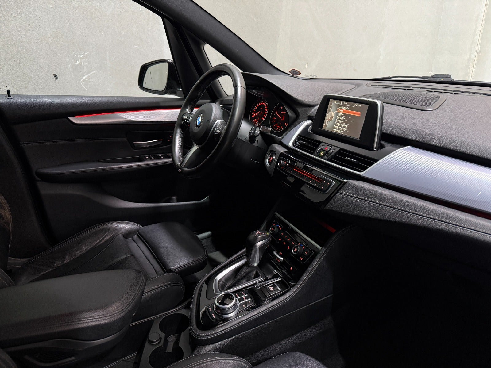 undefined BMW 218d fra 2017