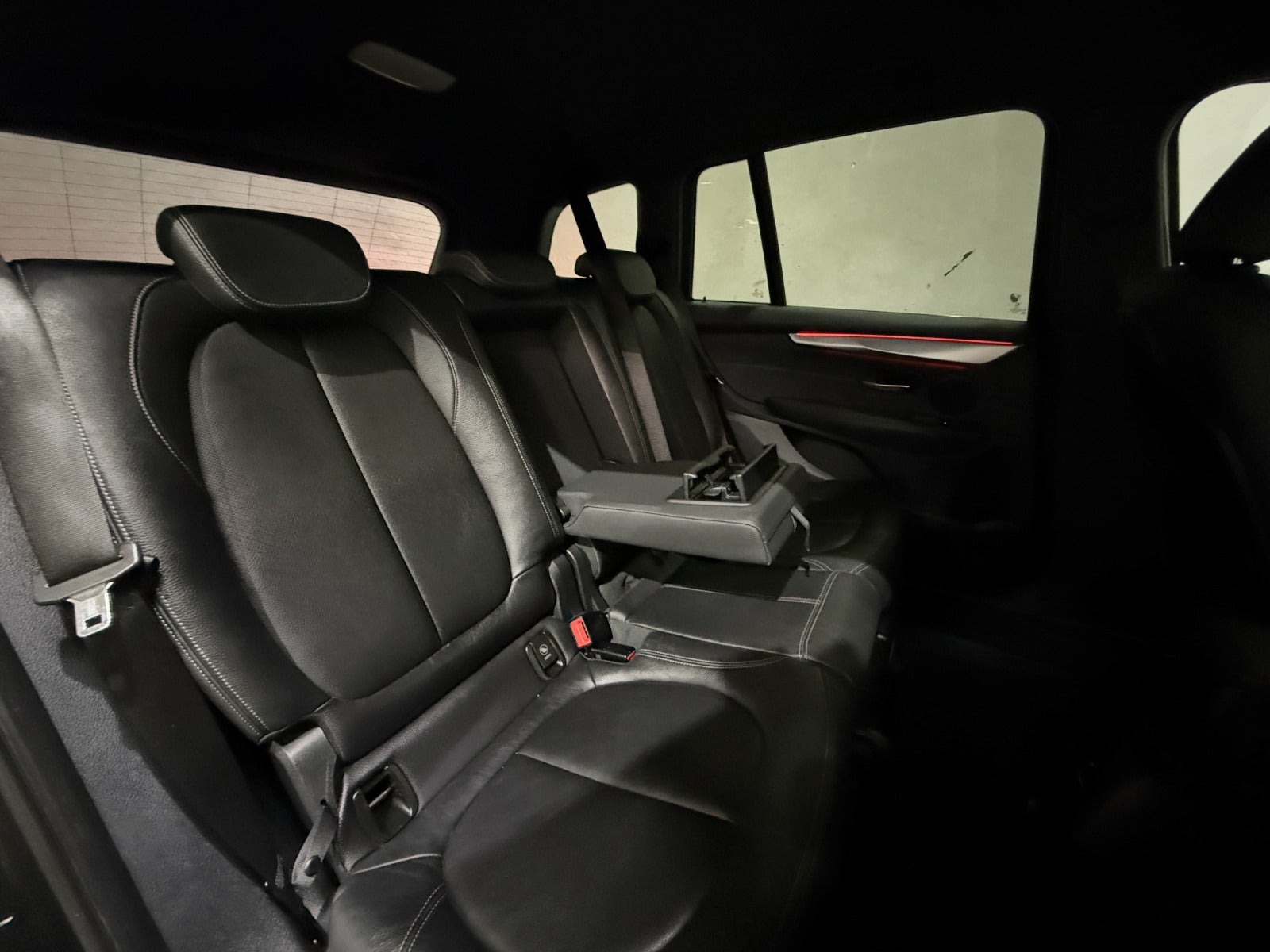 undefined BMW 218d fra 2017