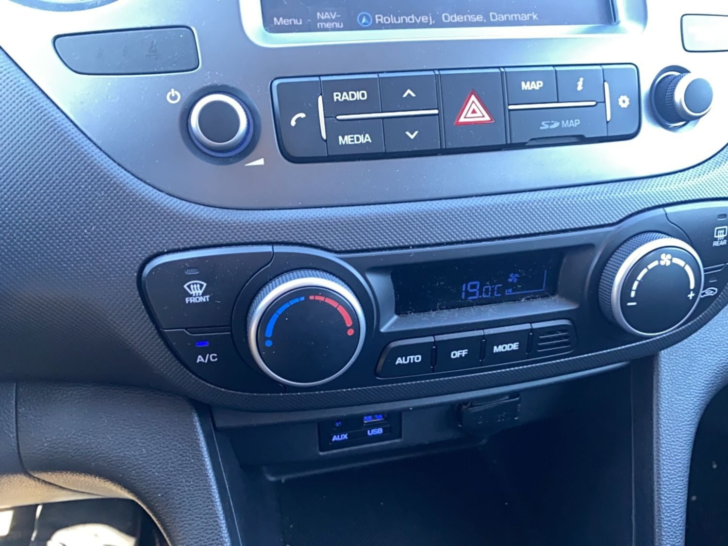 Hvid Hyundai i10 fra 2017