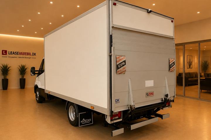 Hvid Iveco Daily fra 2015