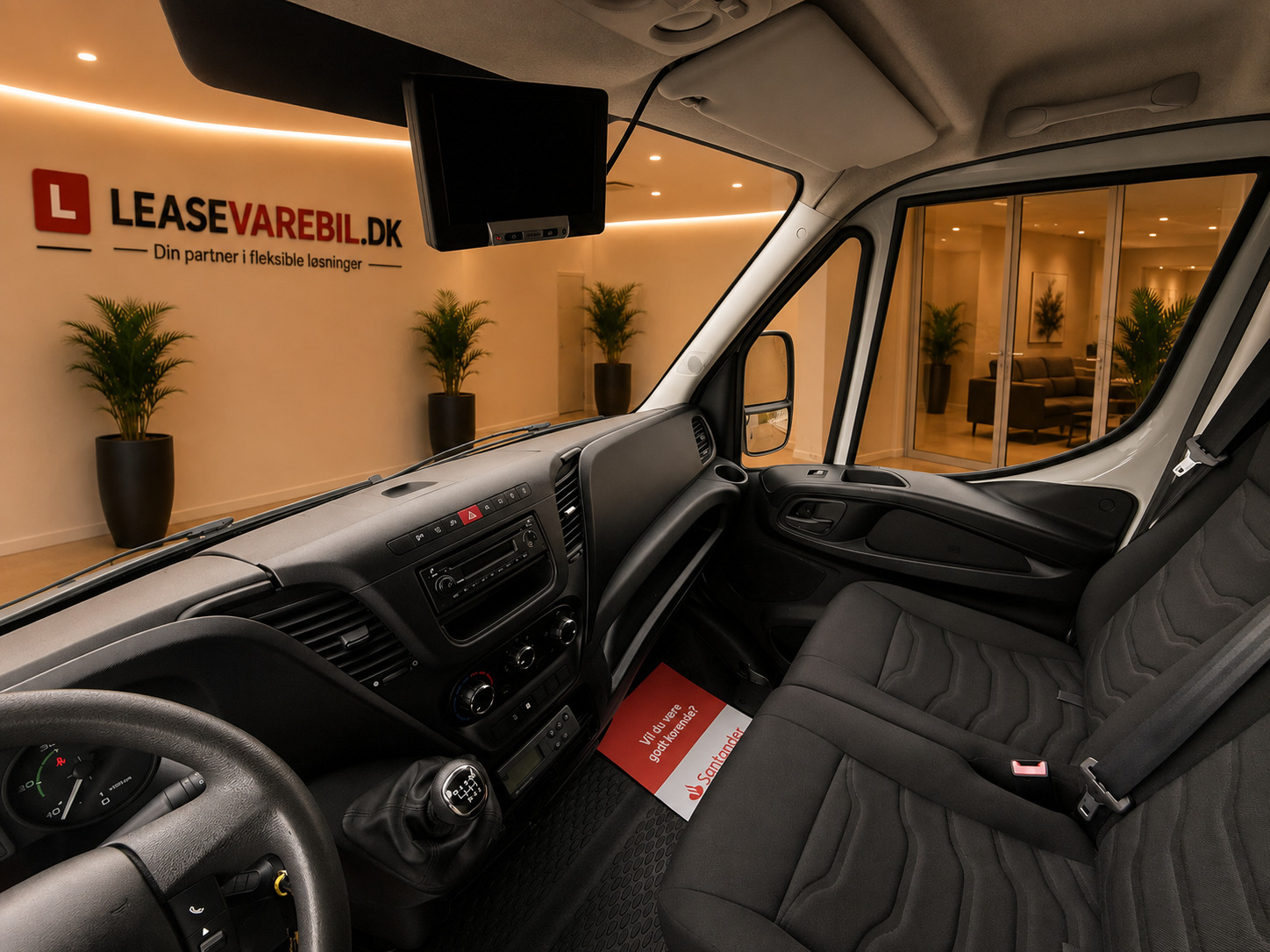 Hvid Iveco Daily fra 2015
