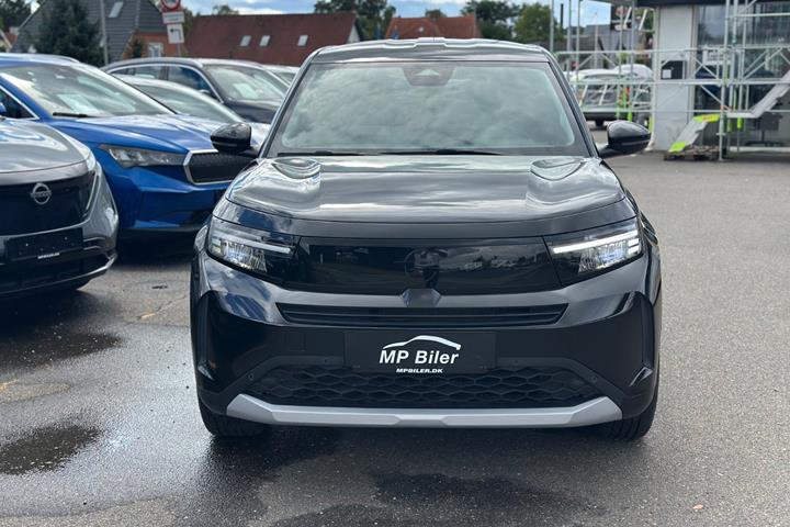 Sort Opel Frontera fra 2025
