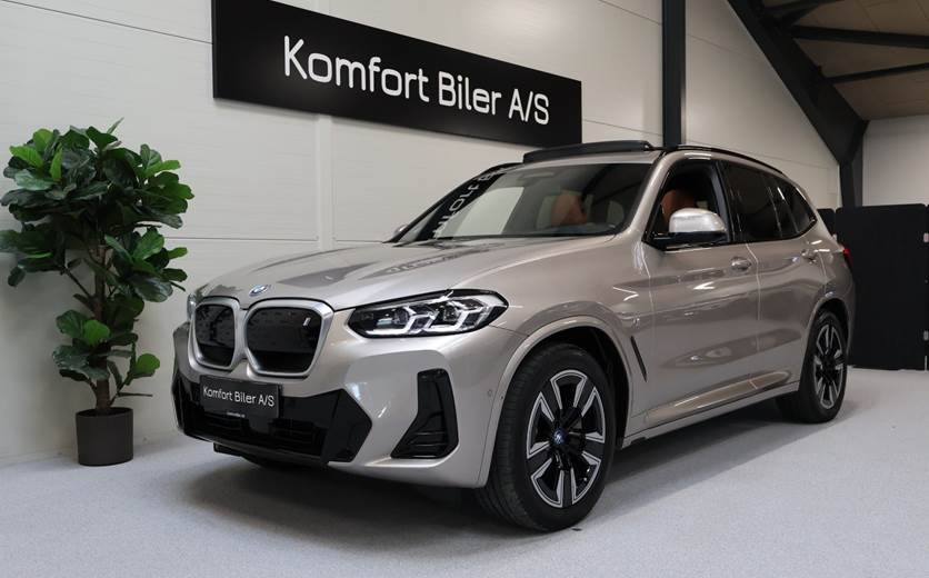 BMW iX3 Charged M-Sport