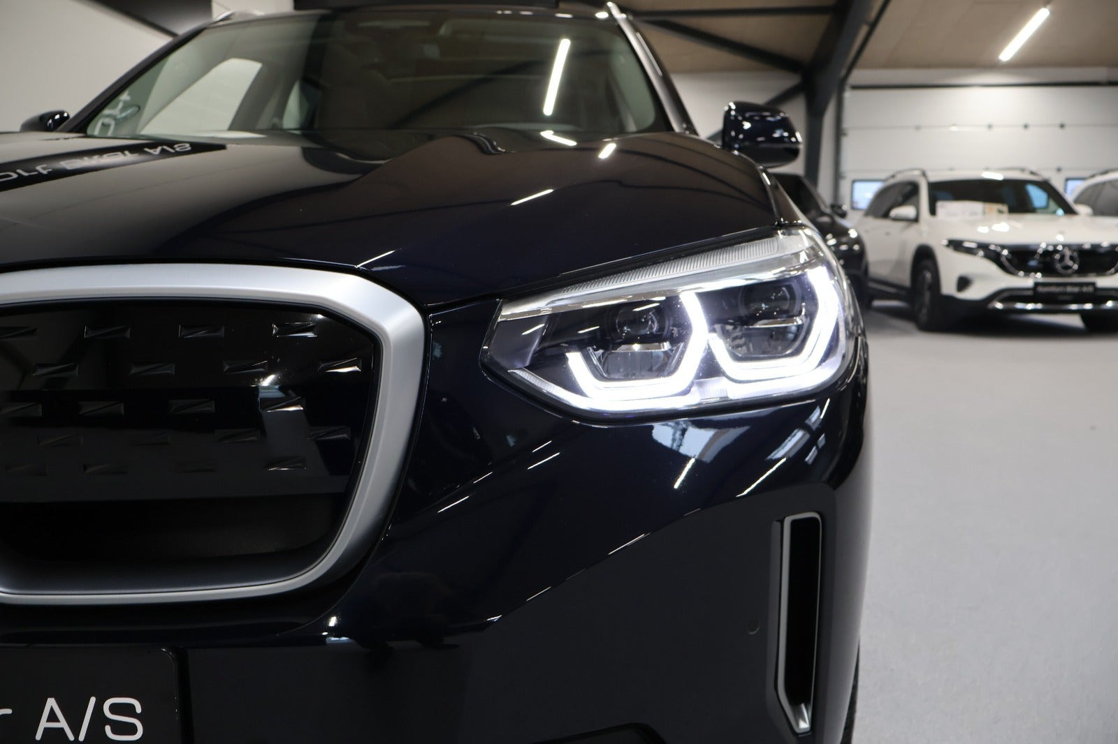 Sort BMW iX3 fra 2021
