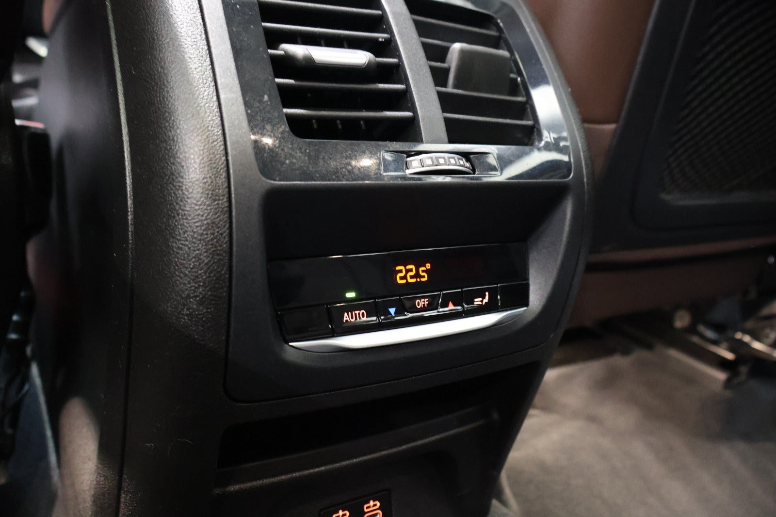 Sort BMW iX3 fra 2021