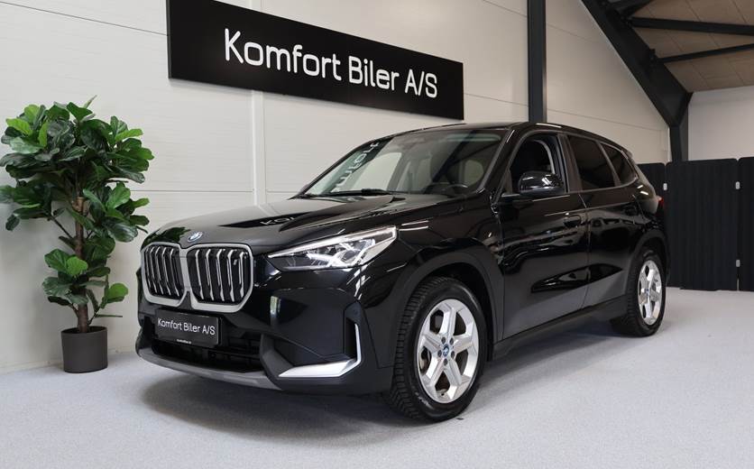 BMW iX1 xDrive30