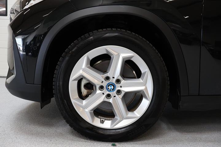 Sort BMW iX1 fra 2023