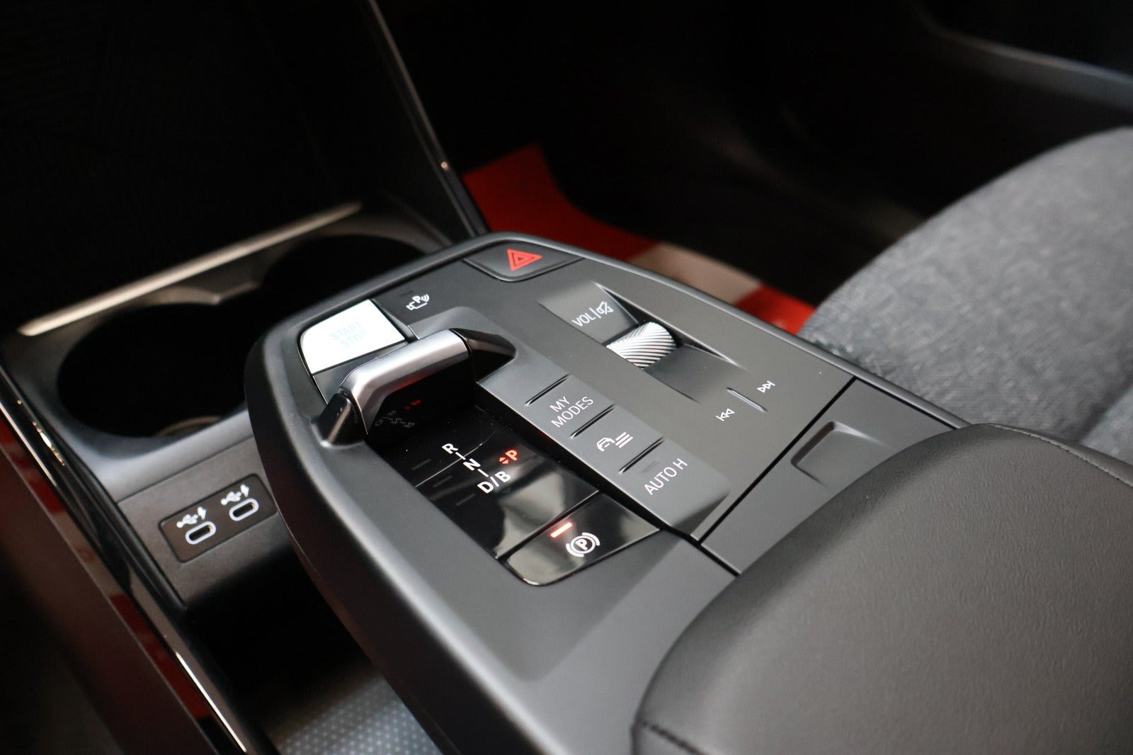 Sort BMW iX1 fra 2023