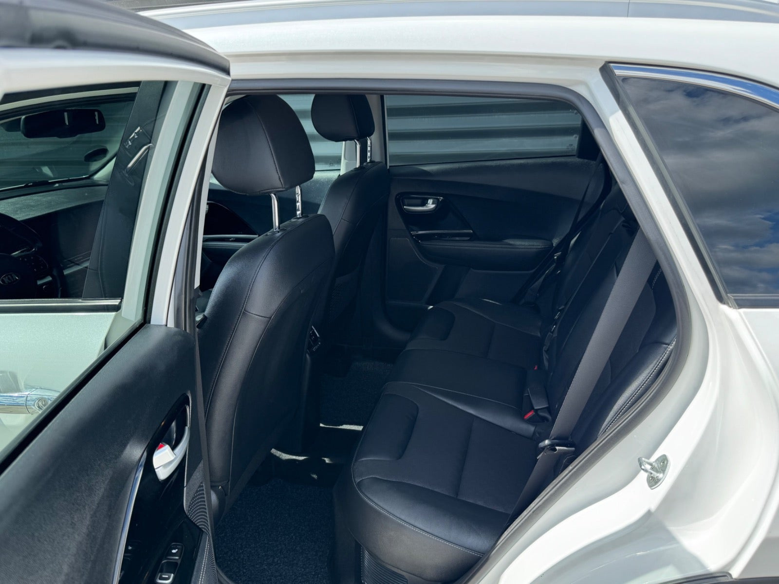 Hvid Kia Niro fra 2019
