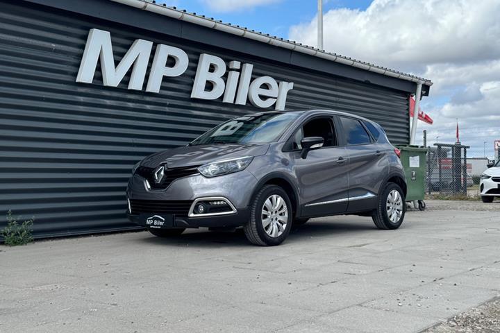Grå Renault Captur fra 2016