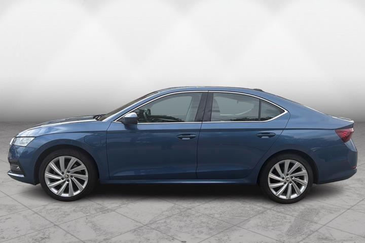 Blå Skoda Octavia fra 2021