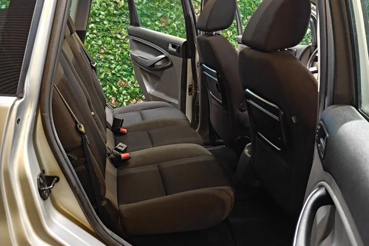 undefined Ford C-MAX fra 2008