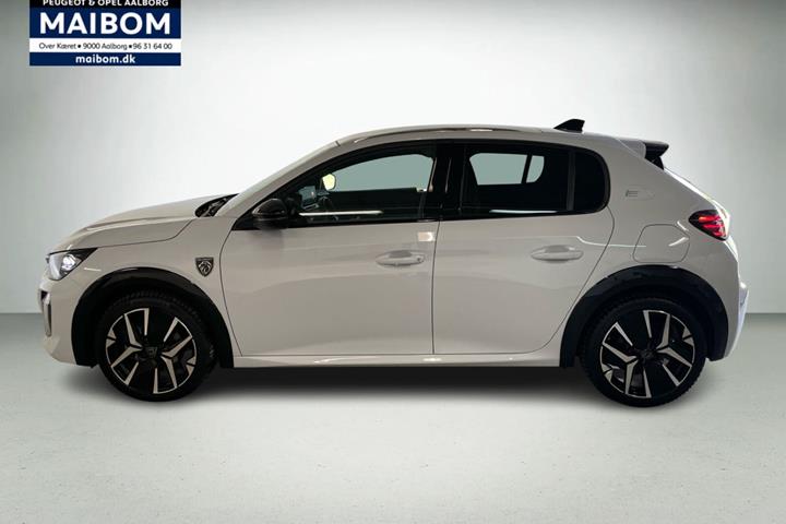 Hvid Peugeot e-208 fra 2025