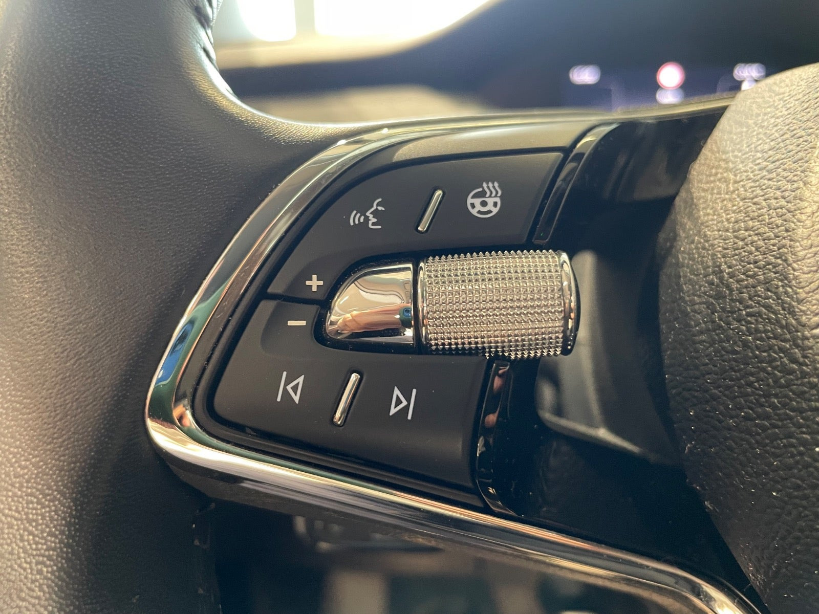 Sølv Skoda Enyaq fra 2023