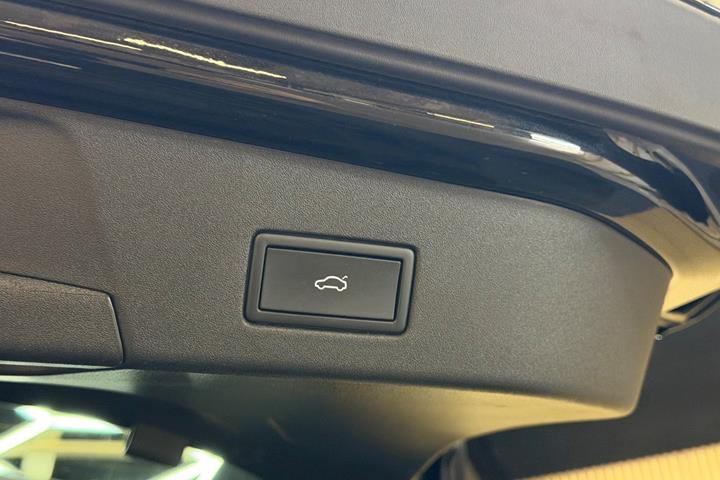 Sort VW ID.4 fra 2023