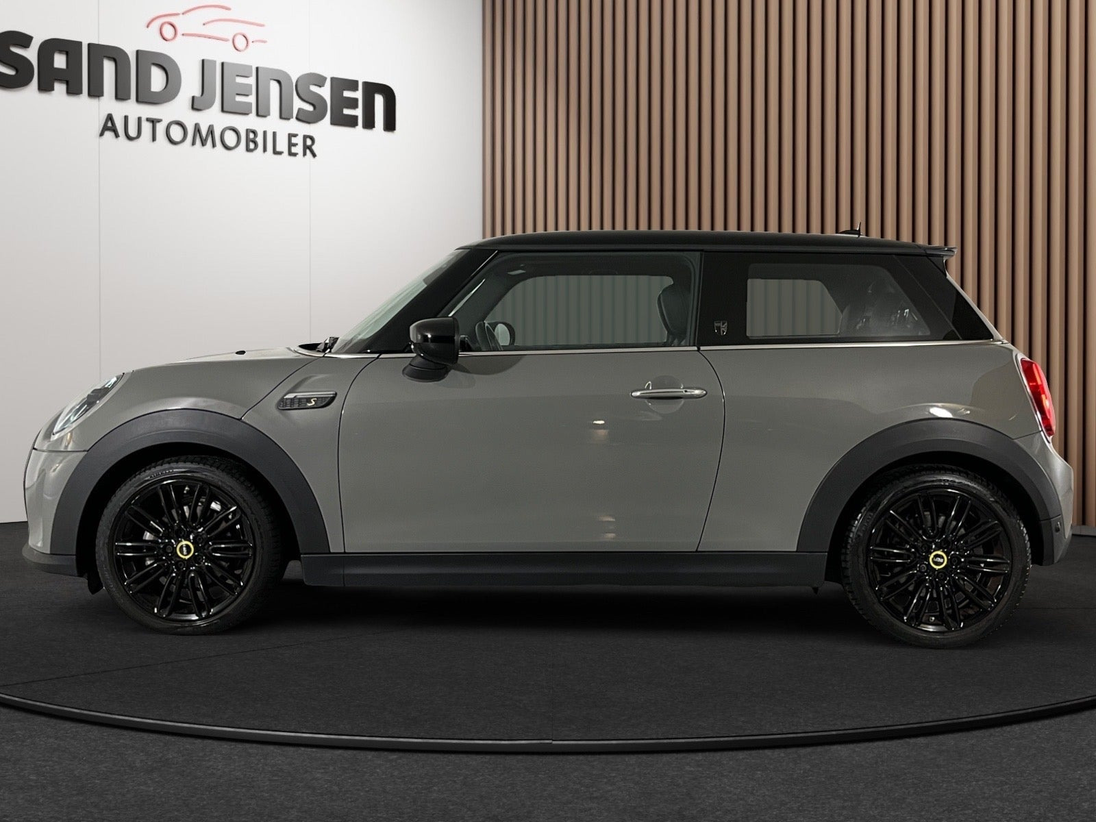 Grå Mini Cooper SE fra 2021