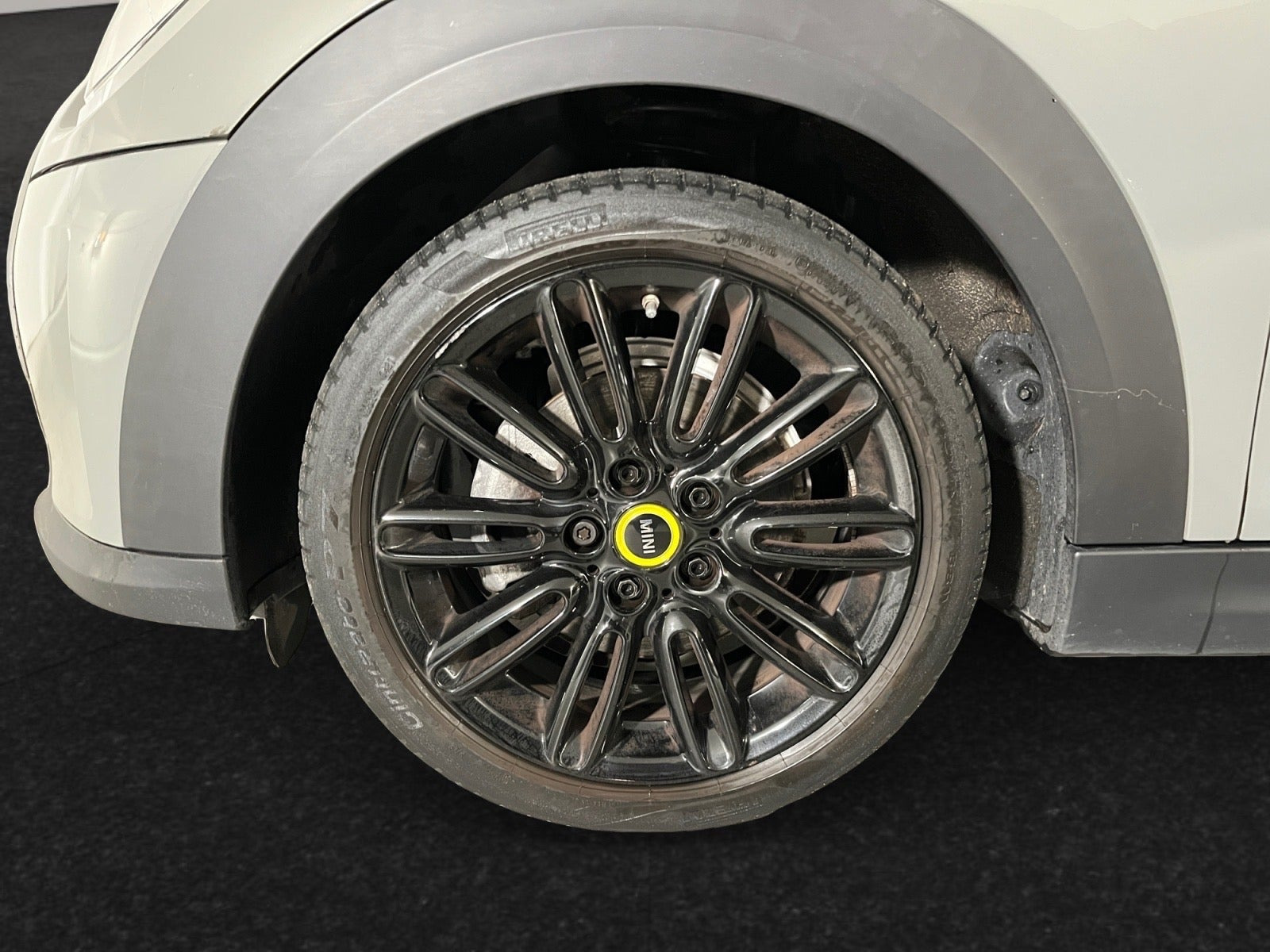 Grå Mini Cooper SE fra 2021