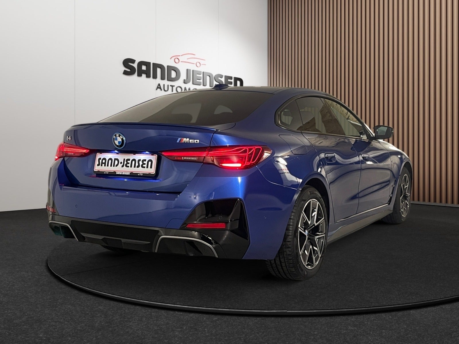 Blå BMW i4 fra 2025