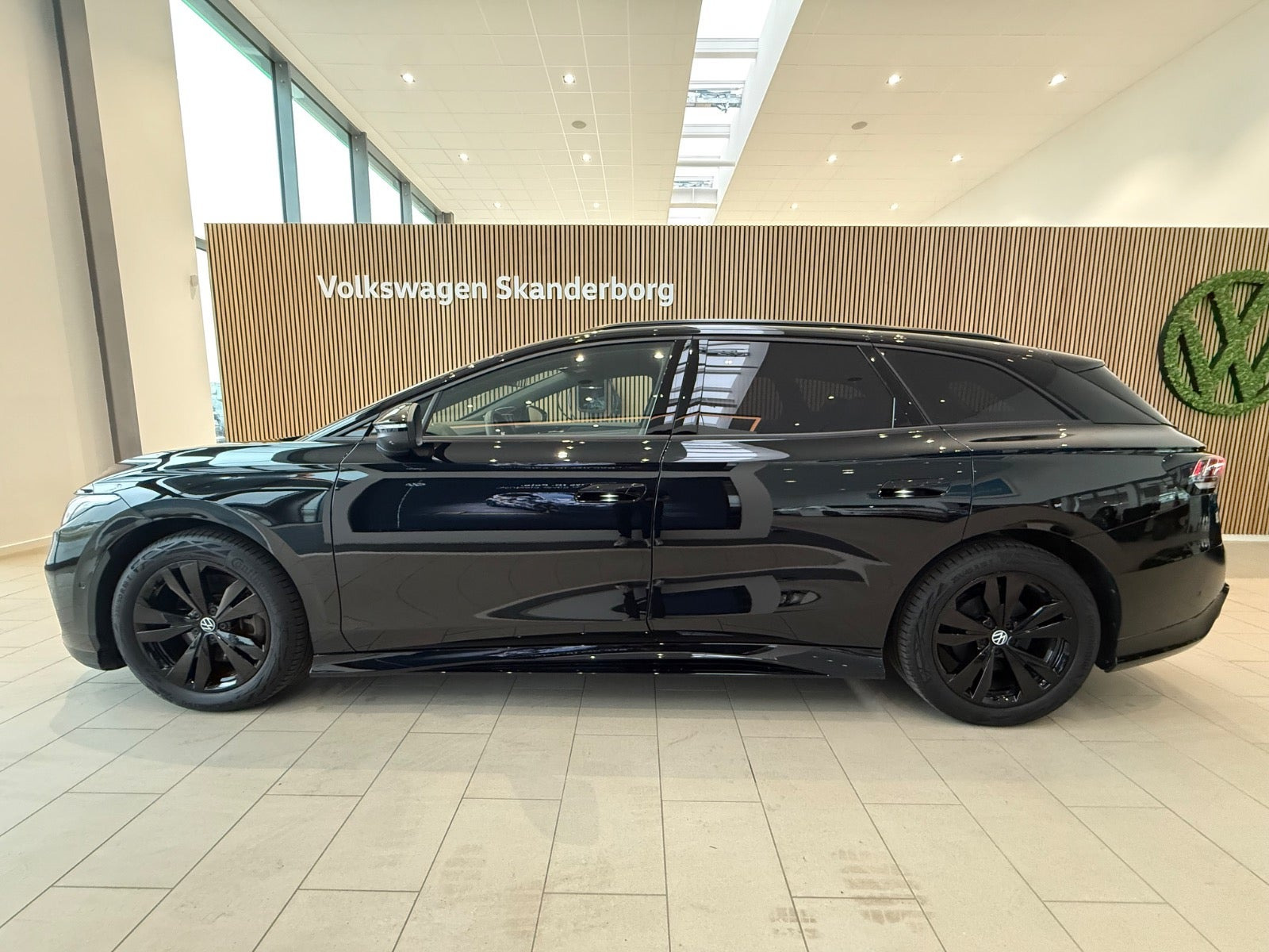 Sort VW ID.7 fra 2025