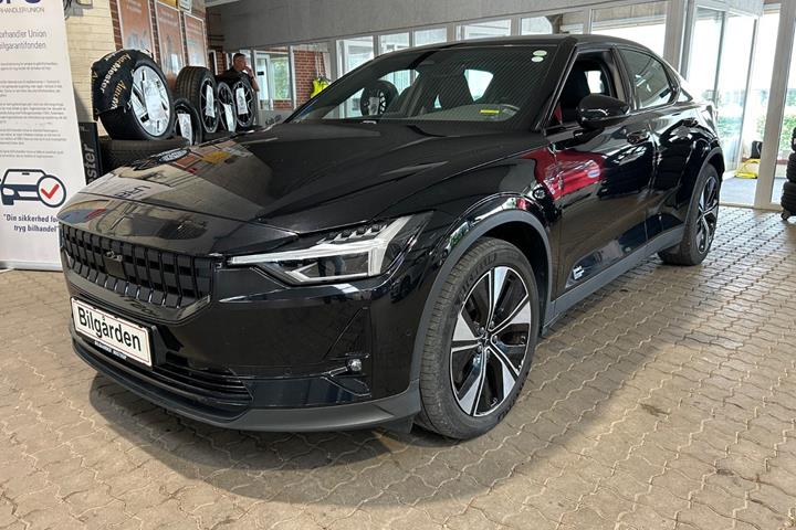 Sort Polestar 2 fra 2023 set udefra