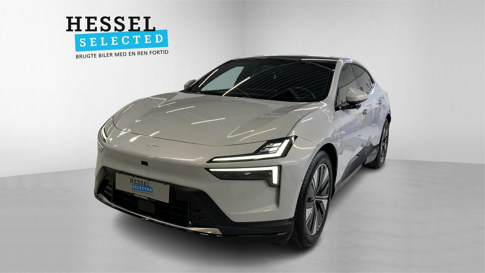 Hvid Polestar 4 fra 2026
