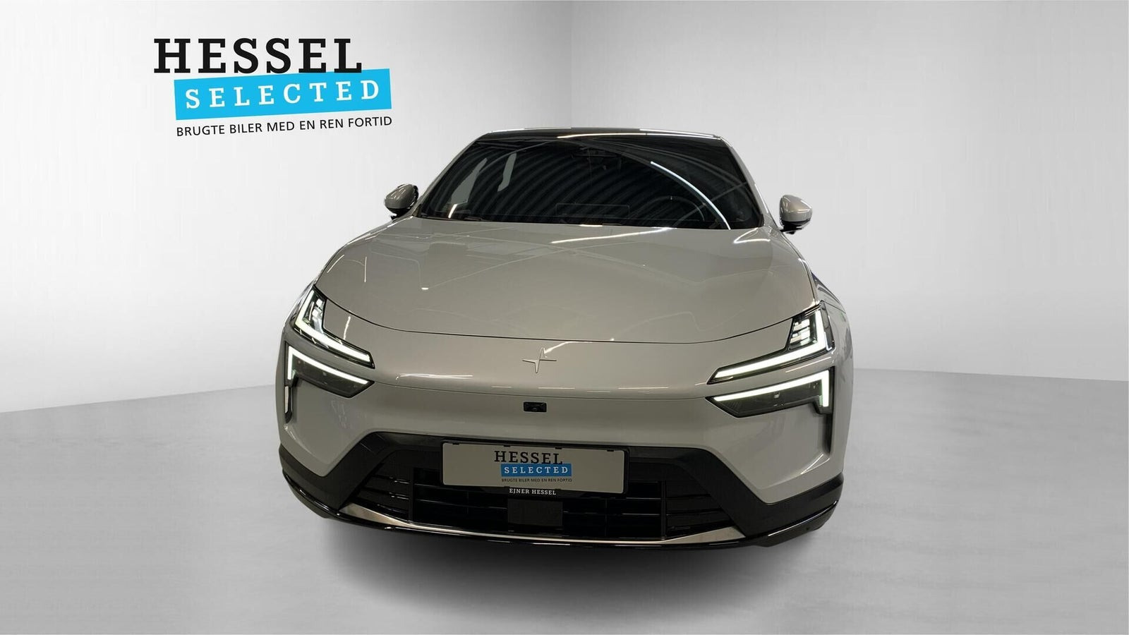 Hvid Polestar 4 fra 2026