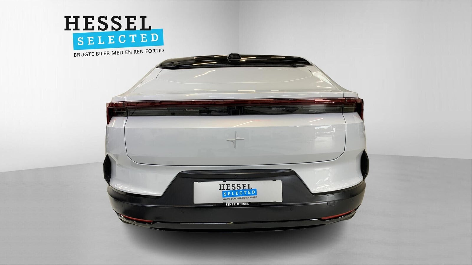 Hvid Polestar 4 fra 2026