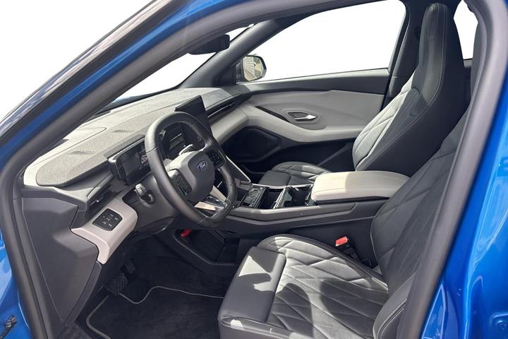 Blå Ford Capri fra 2025