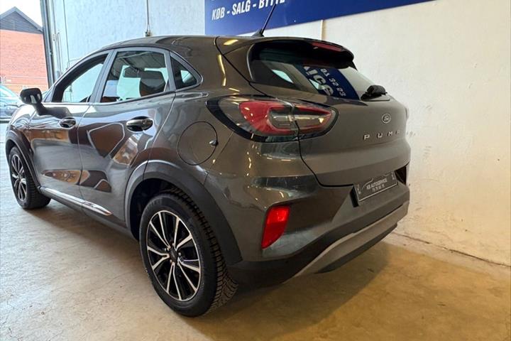 Grå Ford Puma fra 2021